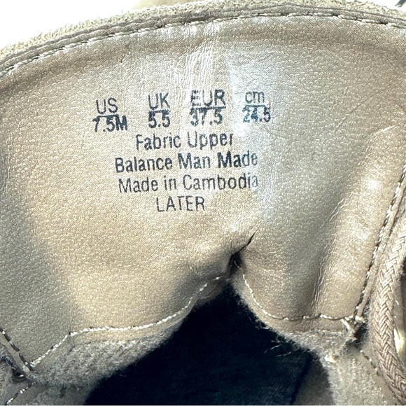 Dr. Scholl’s Tan Ankle Booties Women’s Size 7.5 Vegan Suede Lace Up - Picture 14 of 14